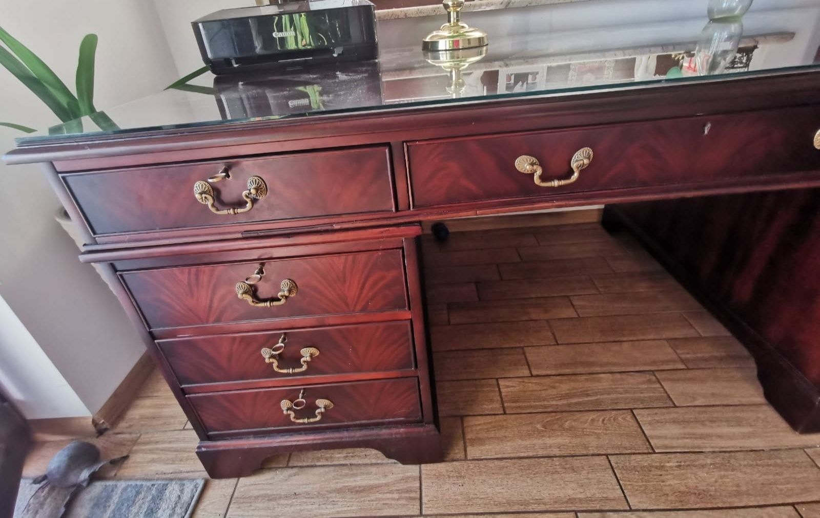 Sprzedam biurko wenge