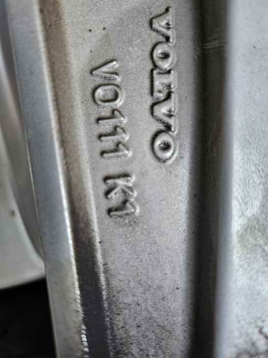 Oryginalne Felgi Aluminiowe 19" Volvo xc90 xc60 Ford 5x108 ET42.5