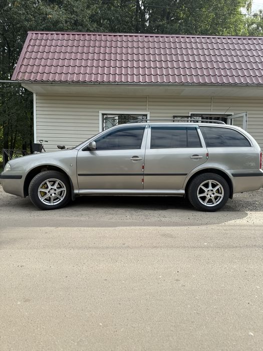 Skoda Octavia tour 2008