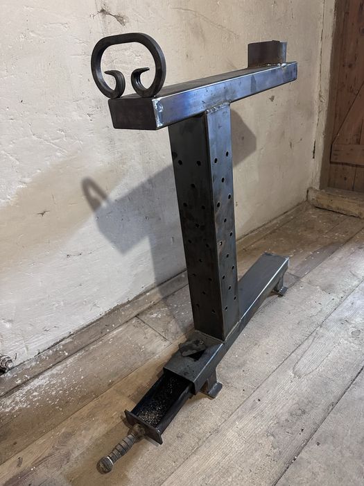 Буржуйка на мастилі