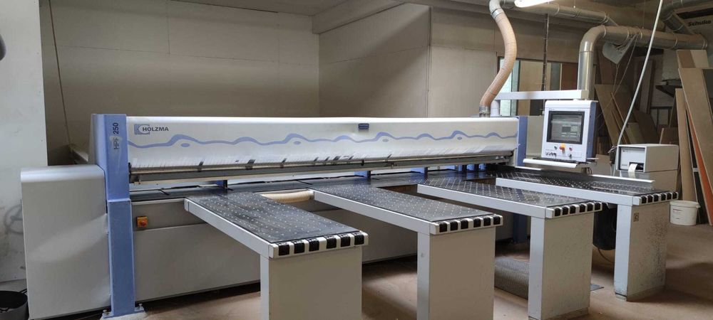 Piła panelowa HOLZMA OPTIMAT HPP 250  4,3 x 4,3 m