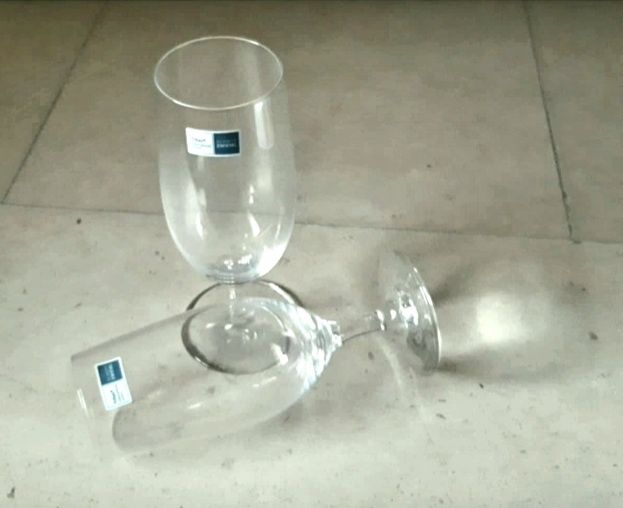 Copos Cerveja em Caixa -a Estrear