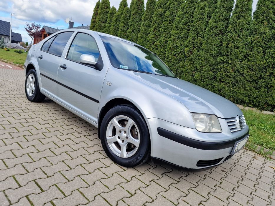 VW BORA 1.9TDI Tylko 182tys Przebiegu! ZERO RDZY! Salon PL 2003/2004r