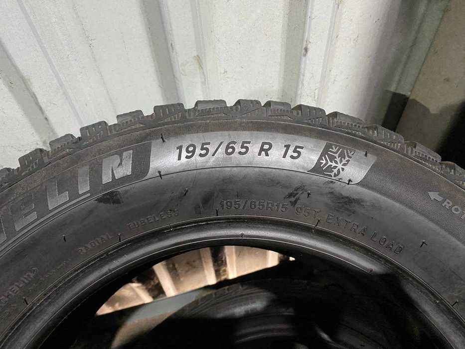 Шини зимові шиповані Michelin 195/65 R15 95T XL 4шт.