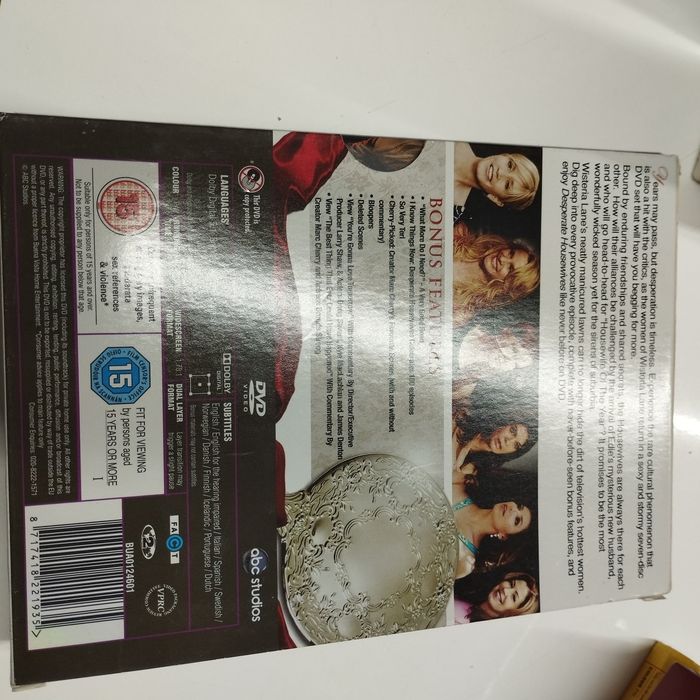Vende se os DVD todos juntos por 10€