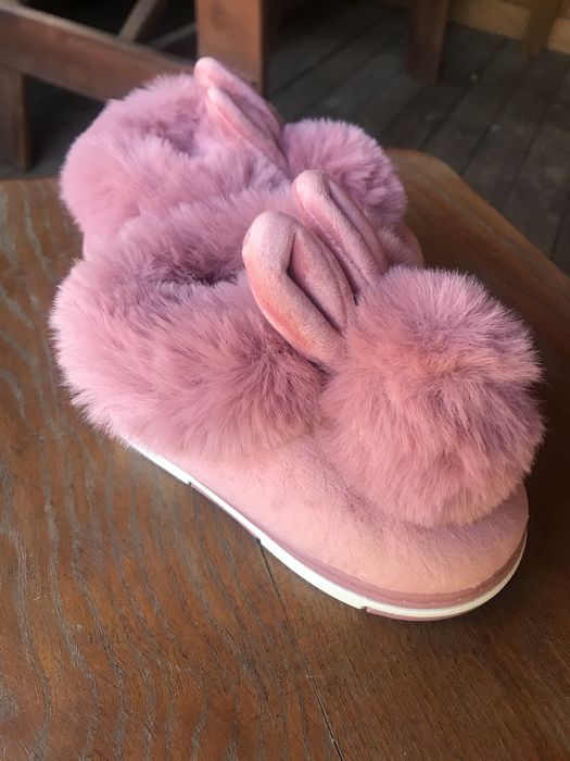 Кімнатні тапочки дитячі зайчики