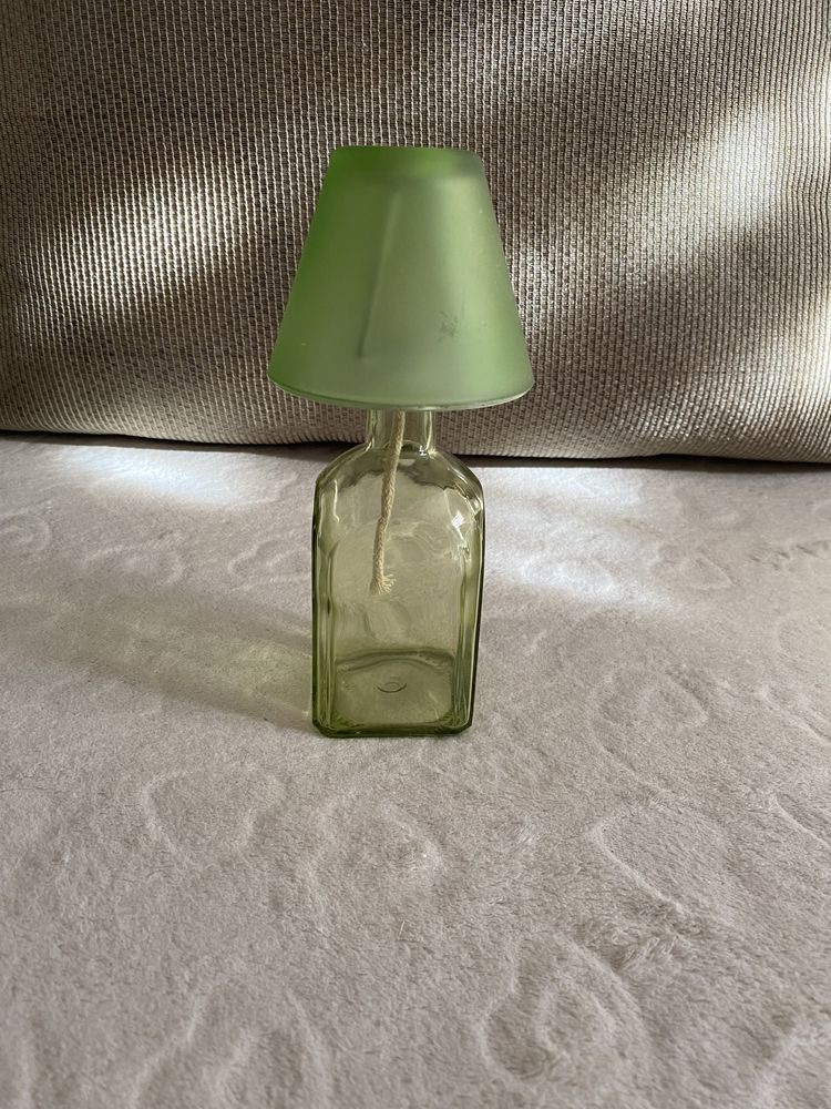 Zielona lampka lampa naftowa dekoracja ozdoba retro vintage