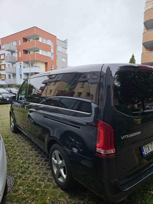 Przewóz osób- Mercedes Vito Tourer