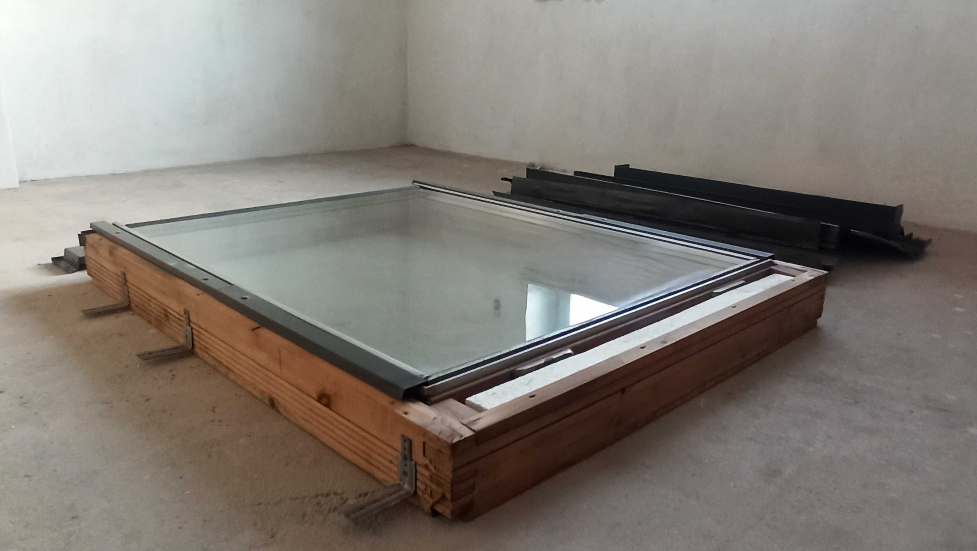 VELUX OKNO DACHOWE GGL 3059 / 118 x 140