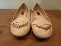 Lakierowane balerinki w kolorze nude London Rebel