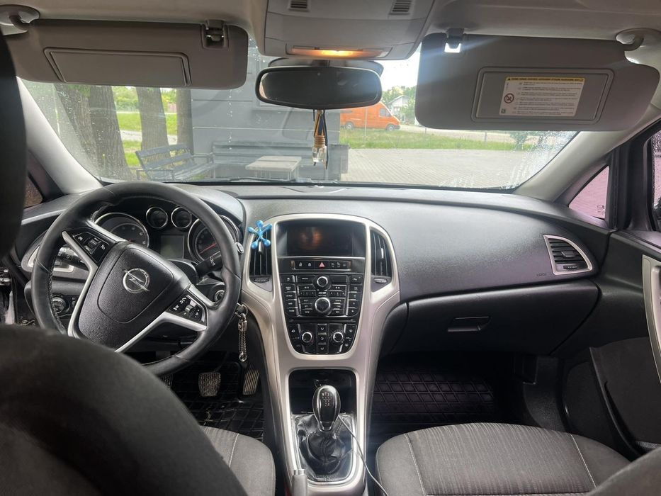 Опель Астра j 1.3 tdi