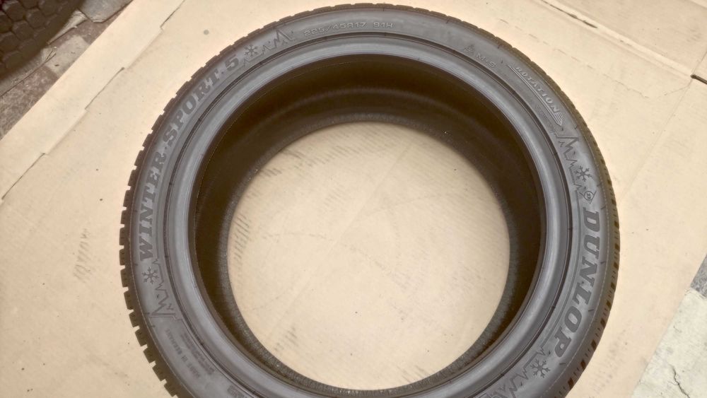 Шини 225/45R17. Michelin. 2024р. 99%.