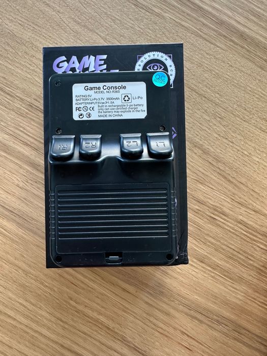 Retro konsola R36S 64 GB czarna z folią jak nowa na gwarancji do 2027