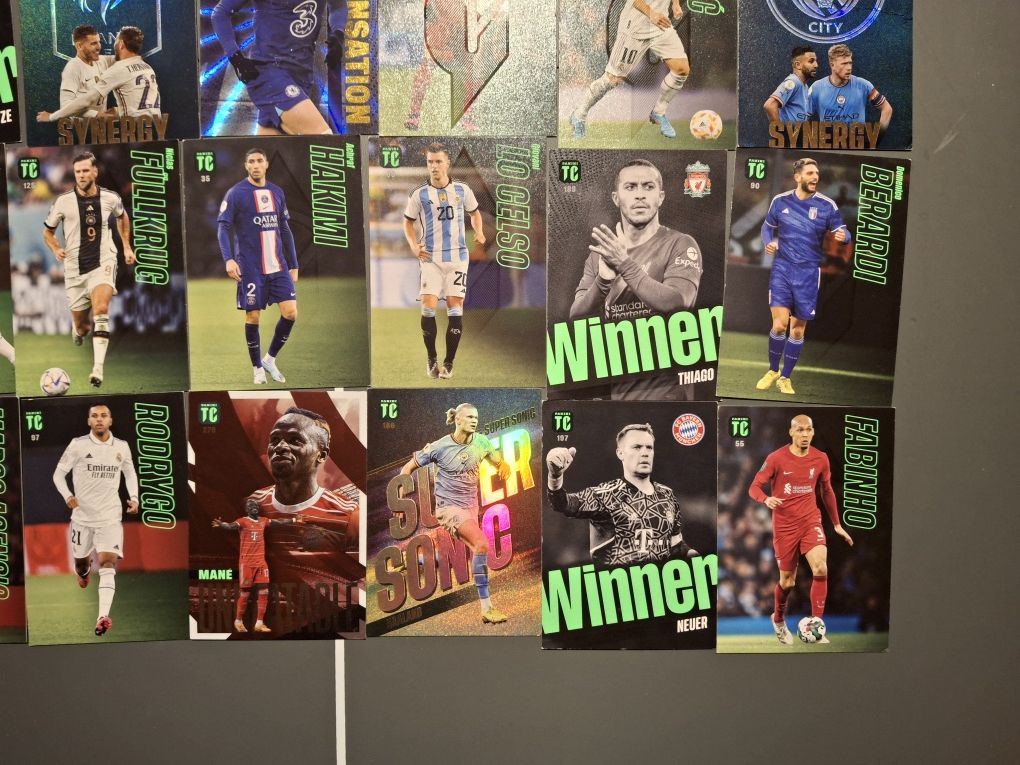 Zestaw kart kolekcjonerskich Panini Top Class FIFA 2024 35 sztuk