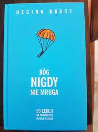 Książka Bóg nigdy nie mruga