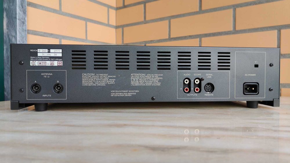 High-End FM Tuner – Revox – B 260 – Very Good Condition64297968385538122
