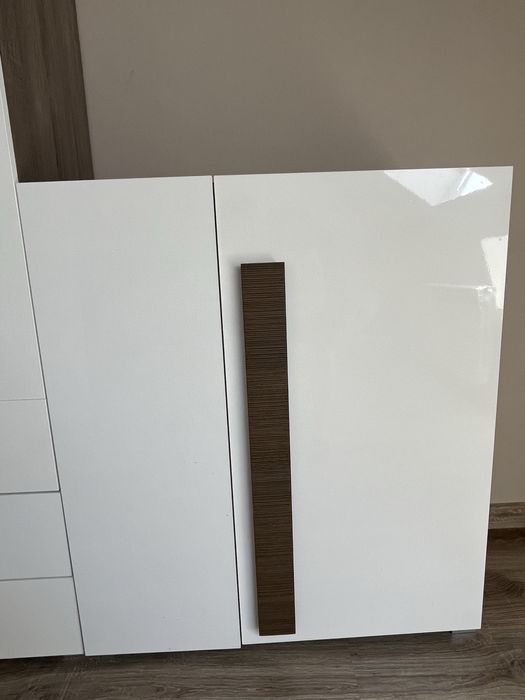 Zestaw mebli, komplet mebli: komoda, witryna ze szkłem Black Red White