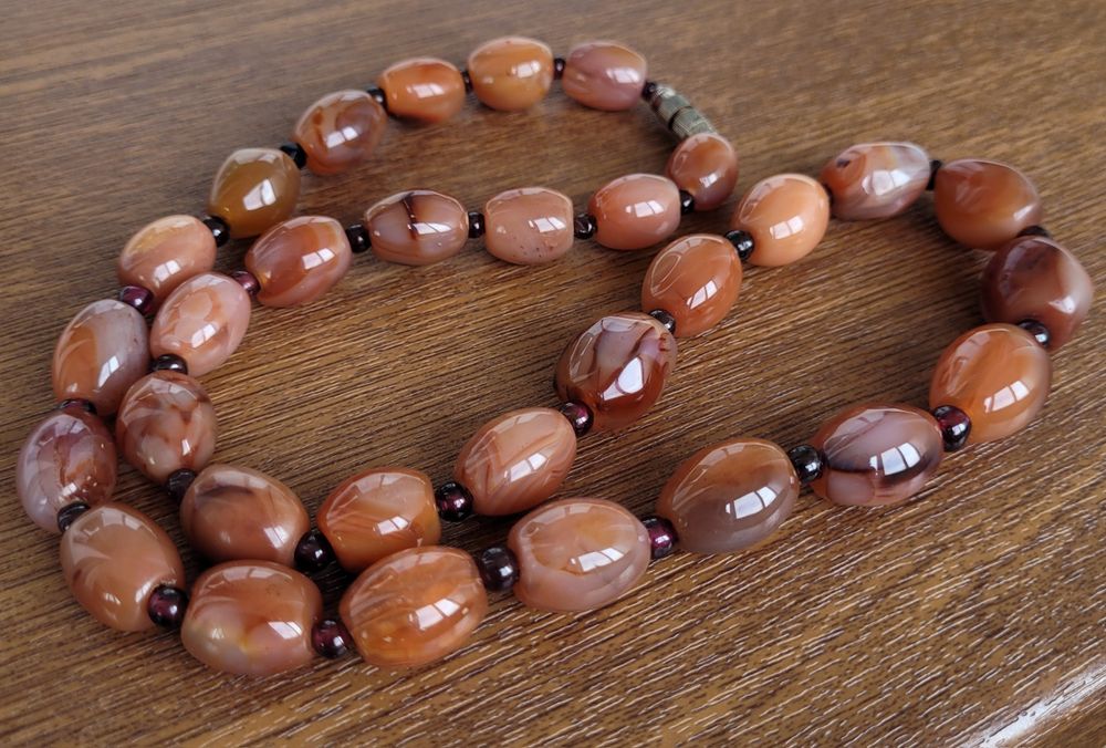 Бусы из натурального сердолика