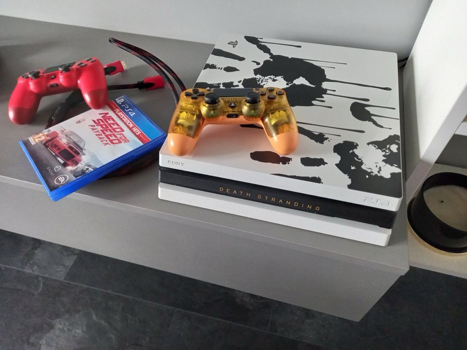 PS4 Playstation 4 pro 1 TB limited edition