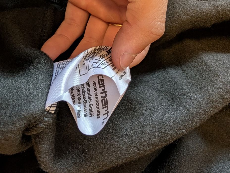 Carhartt Black Sweatshirt