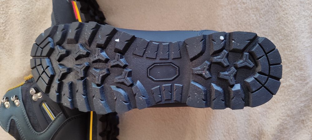 Ботинки всесезонні