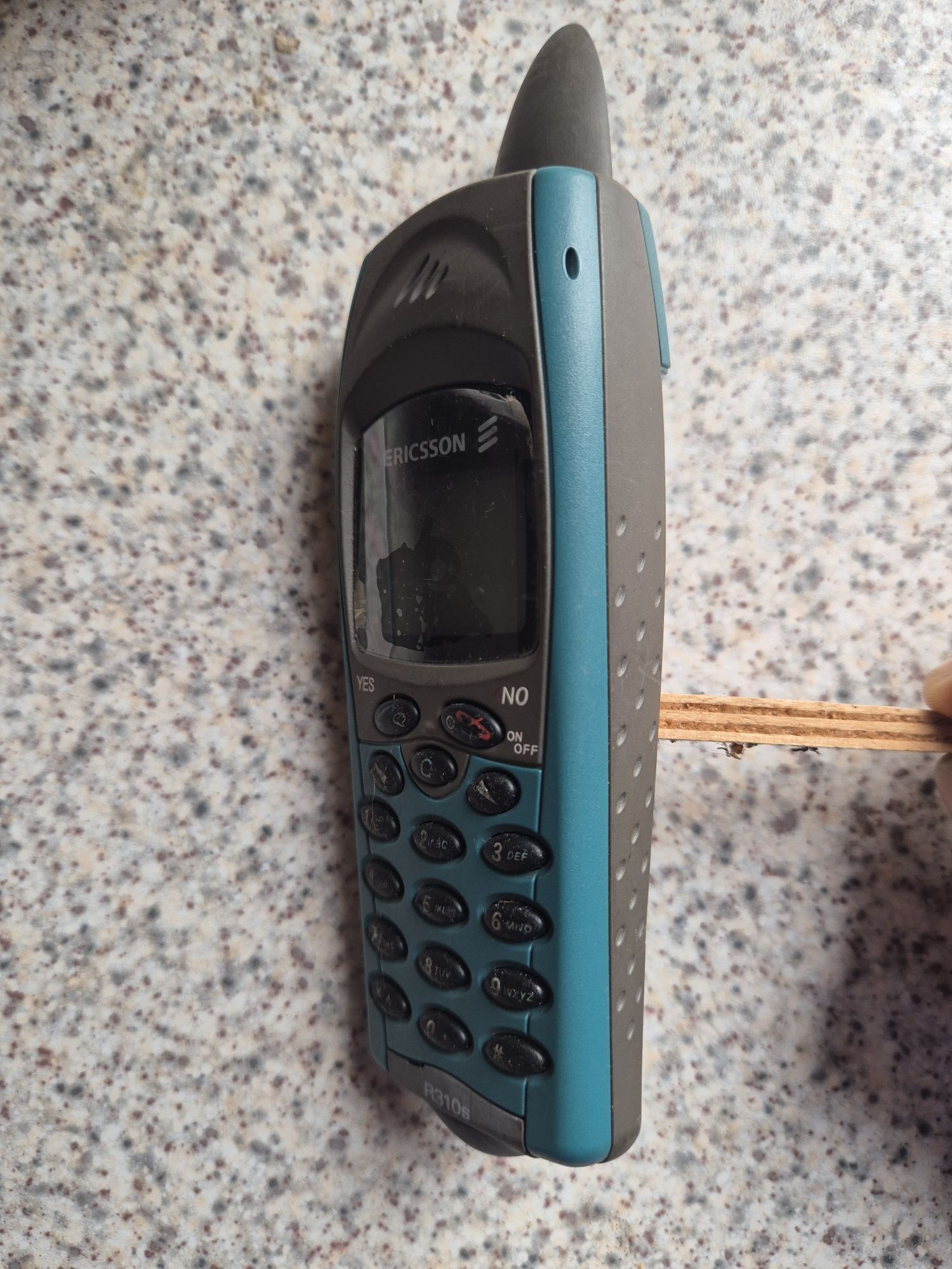 Telefon Ericsson R310