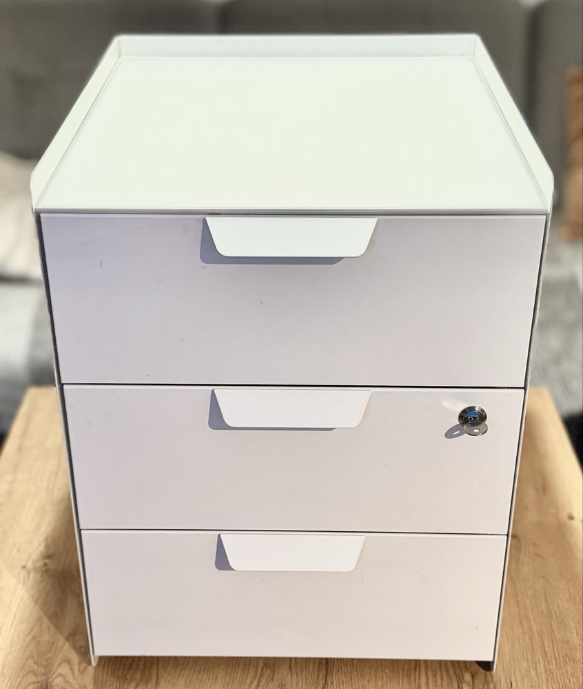 Komoda IKEA TROTTEN na kółkach - 3 szuflady z zamkiem