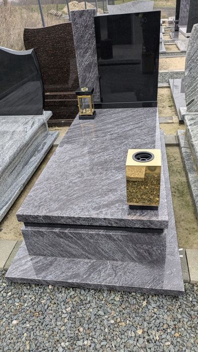 Nagrobek granitowy orion 90x190