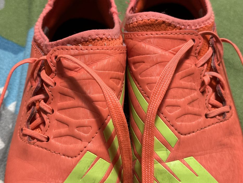 Chuteiras New balance n° 35