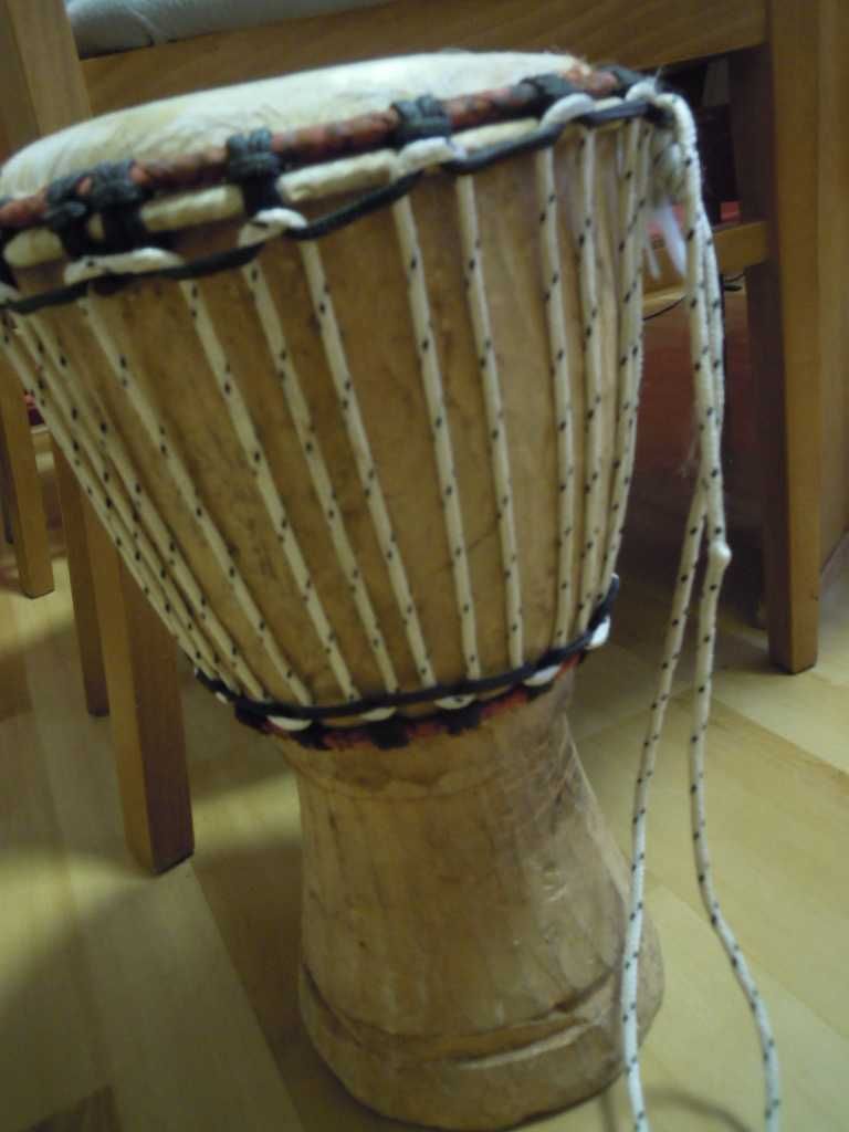 Bęben( Djembe) afrykański