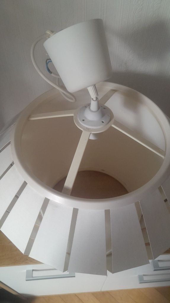 Żyrandol lampa wisząca Ikea biała stan db