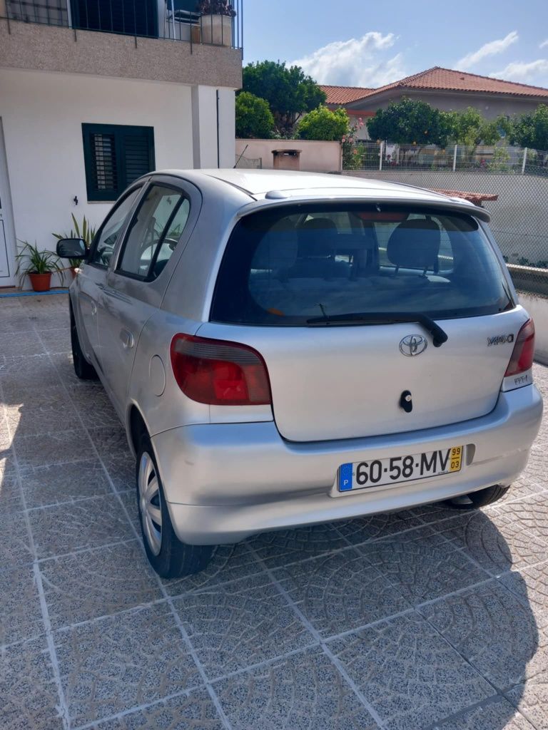 Toyota Yaris 1.0 VVTI