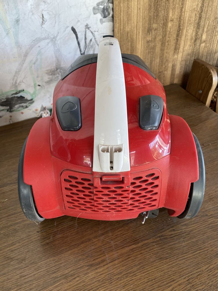Рабочий пылесос hoover sprint evo