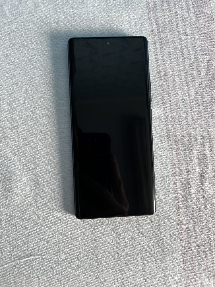 Обмін Tecno Spark 20 Pro Plus (256 GB, 108 Мп, AMOLED)