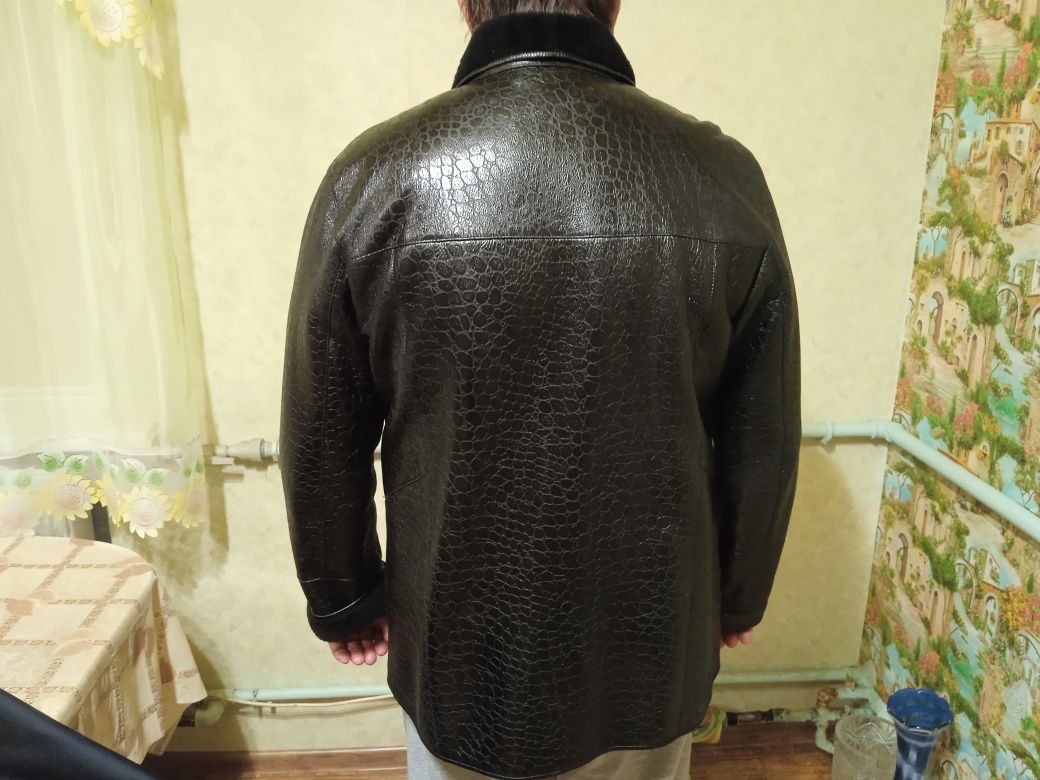 Продам мужскую дублёнку