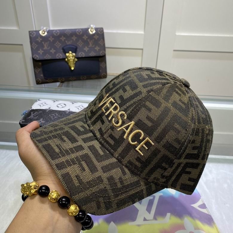 Snap back fiend Versace