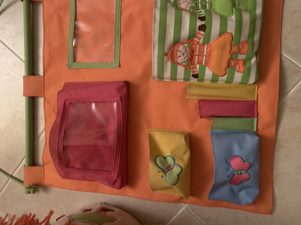 Quadro e cesto infantil