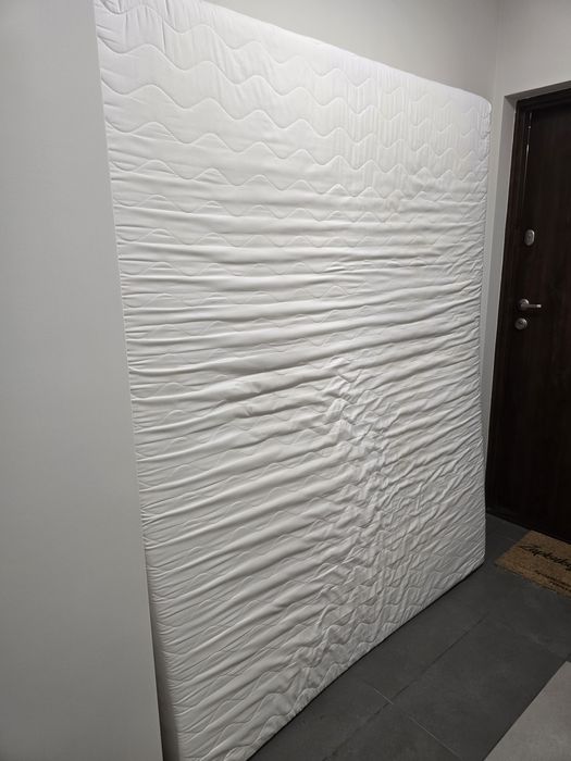 Oddam za darmo materac 160x200 (rezerwacja)