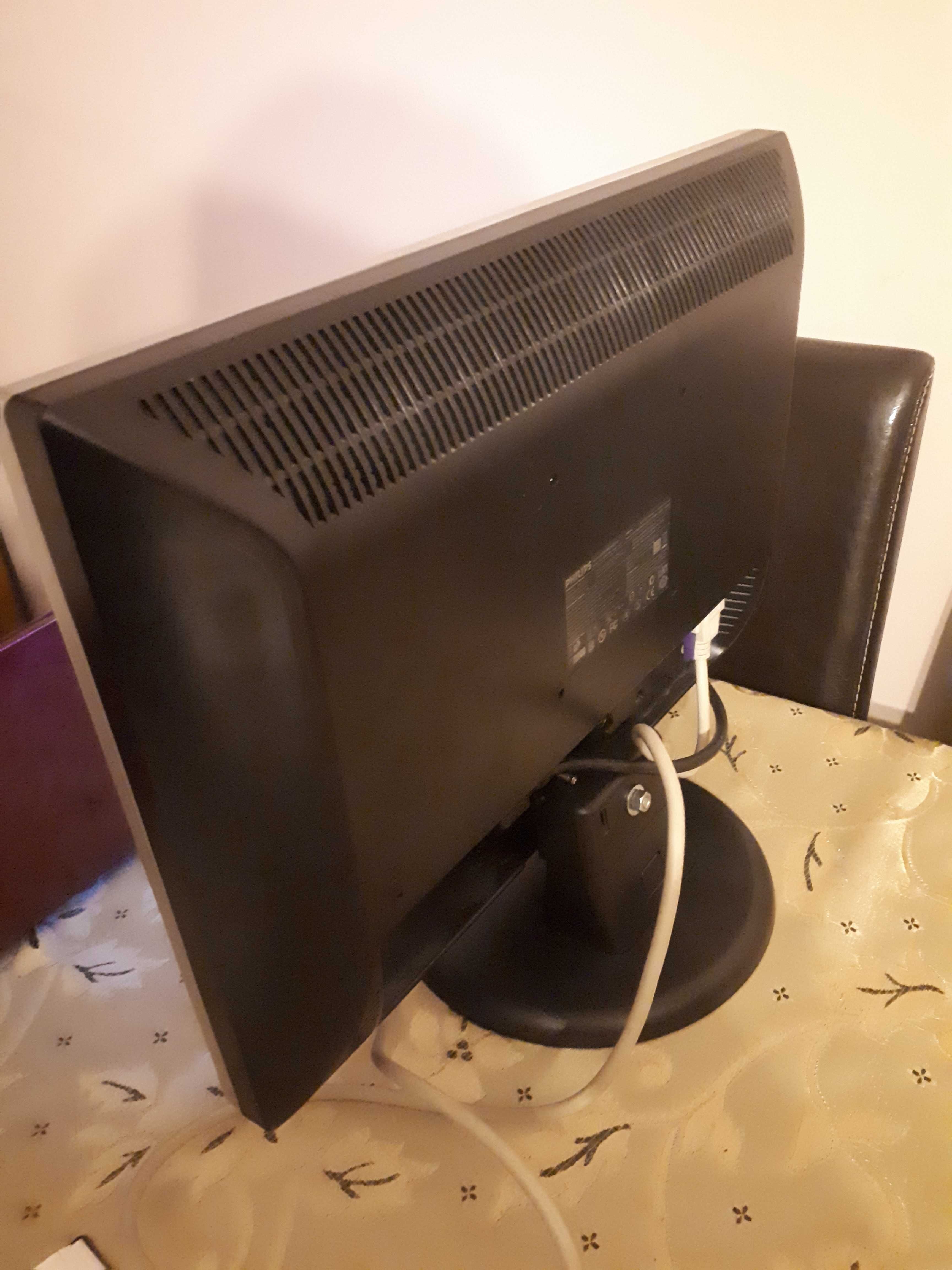 Monitor Philips 19'' model HWC7190T