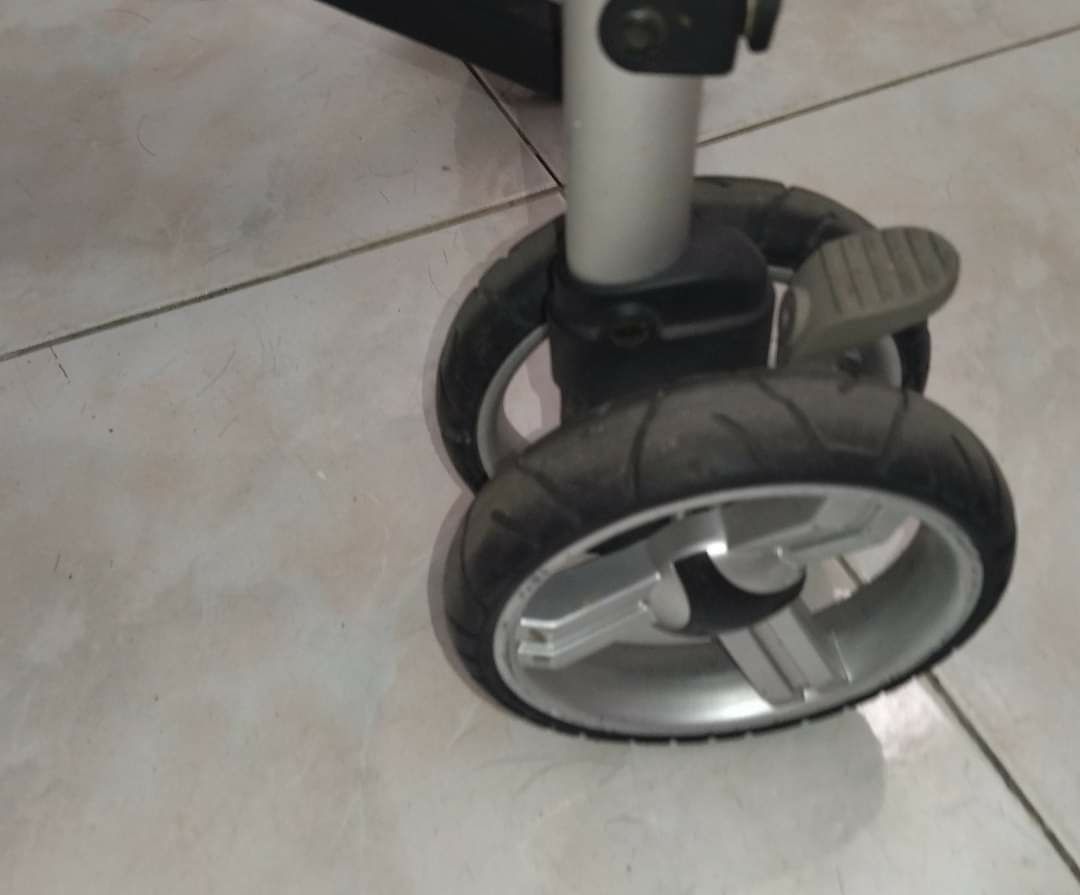 Carro  bebé Due Reclinável