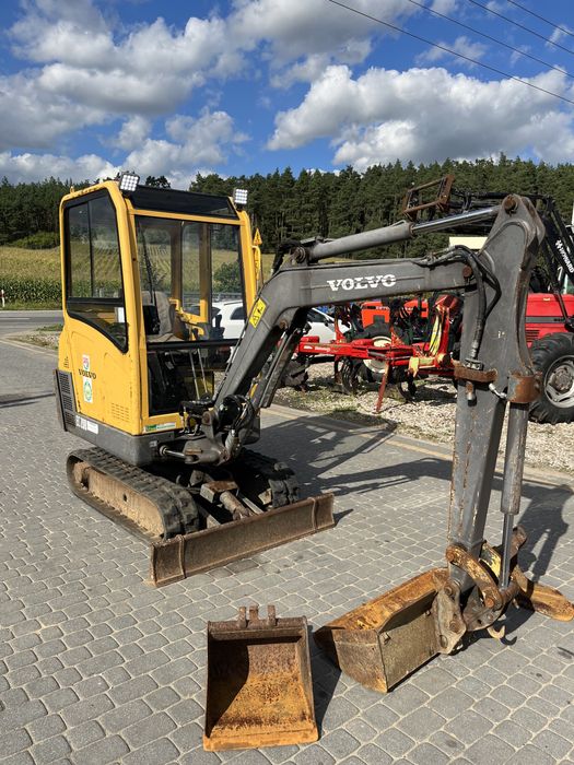 Minikoparka Volvo EC20B