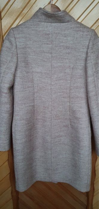 Гарне Жіноче пальто, 46 розмір