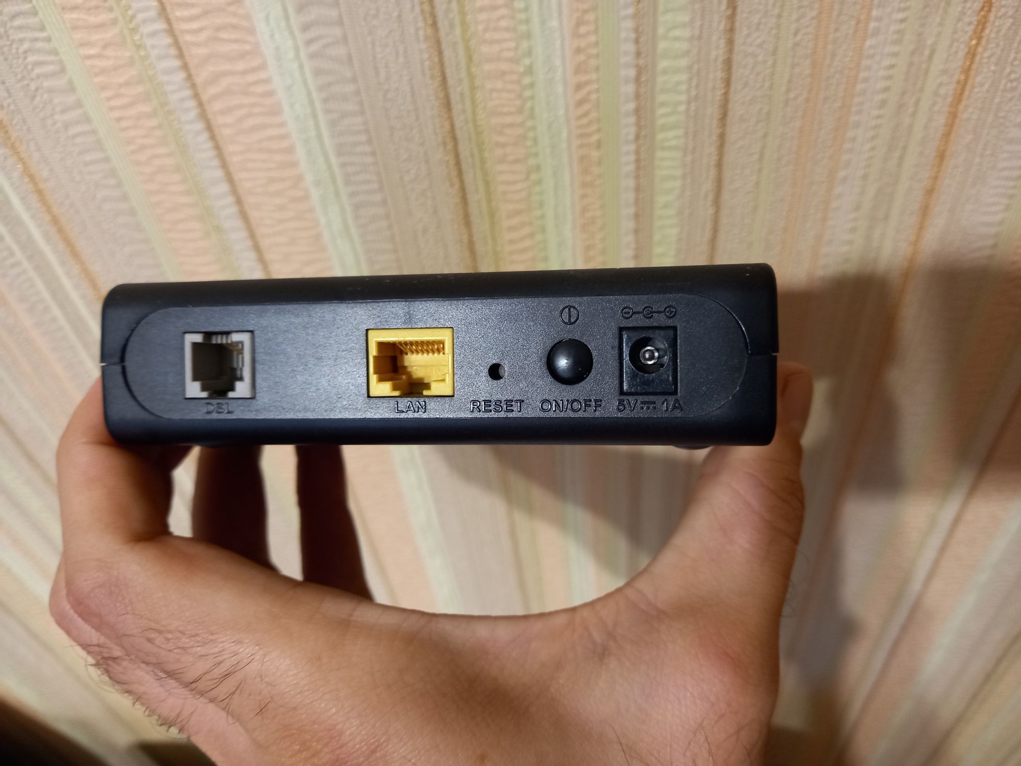 Модем D-link DSL-2500U