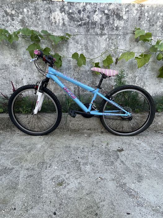 Bicicleta Berg para crianca roda 24