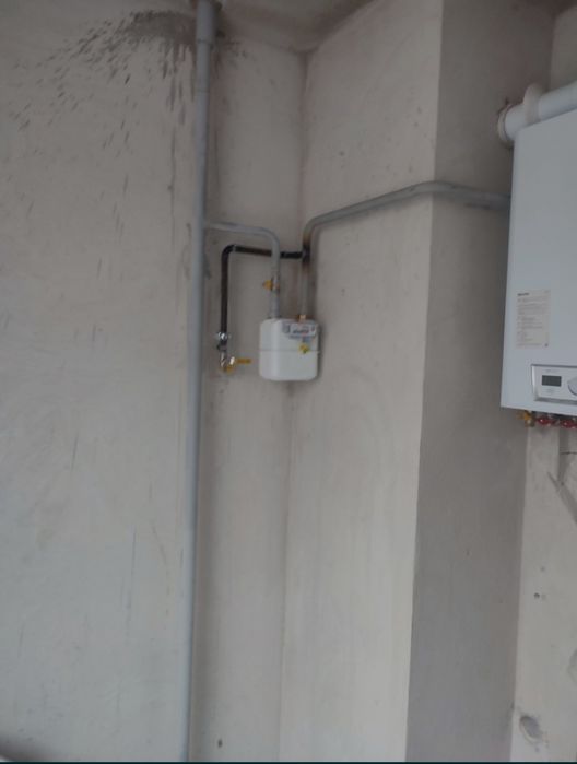 Зварювальник газових труб