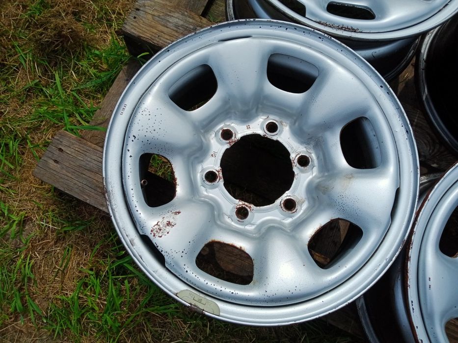 6/139.7 r15 Toyota Диски Металеві