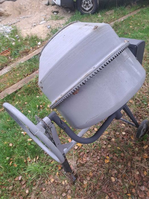 Betoniarka żeliwna GrassHopper 200l najmocniejsza