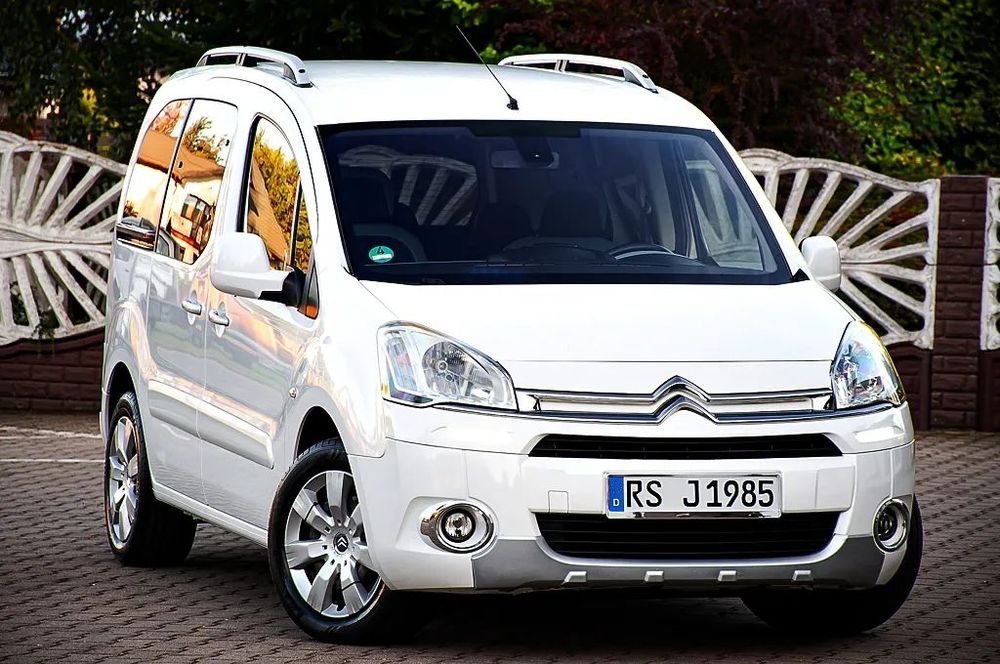 Citroën Berlingo 1.6 HDI 114KM * MULTISPACE Klimatyzacja LED Parktronik Tempomat PIĘKNY
