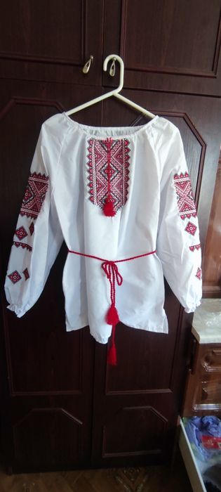 Стильна вишиванка