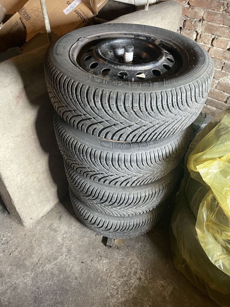 Opony z felgami Zimowe Kleber Krisalp HP3 205/55/R16 91H DOT1819 4SZT.